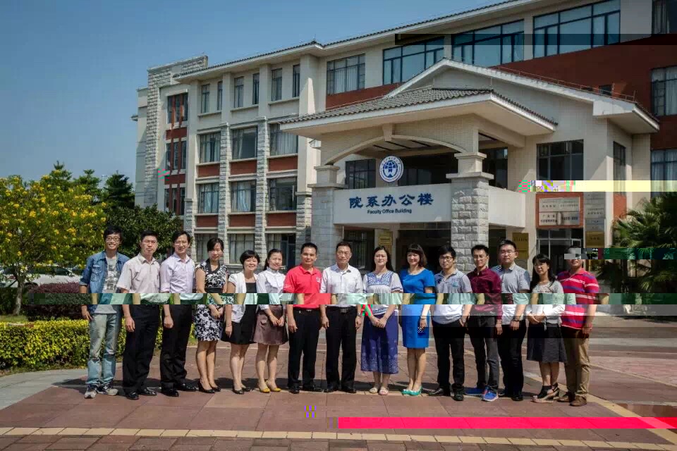 院慶校友回校探望